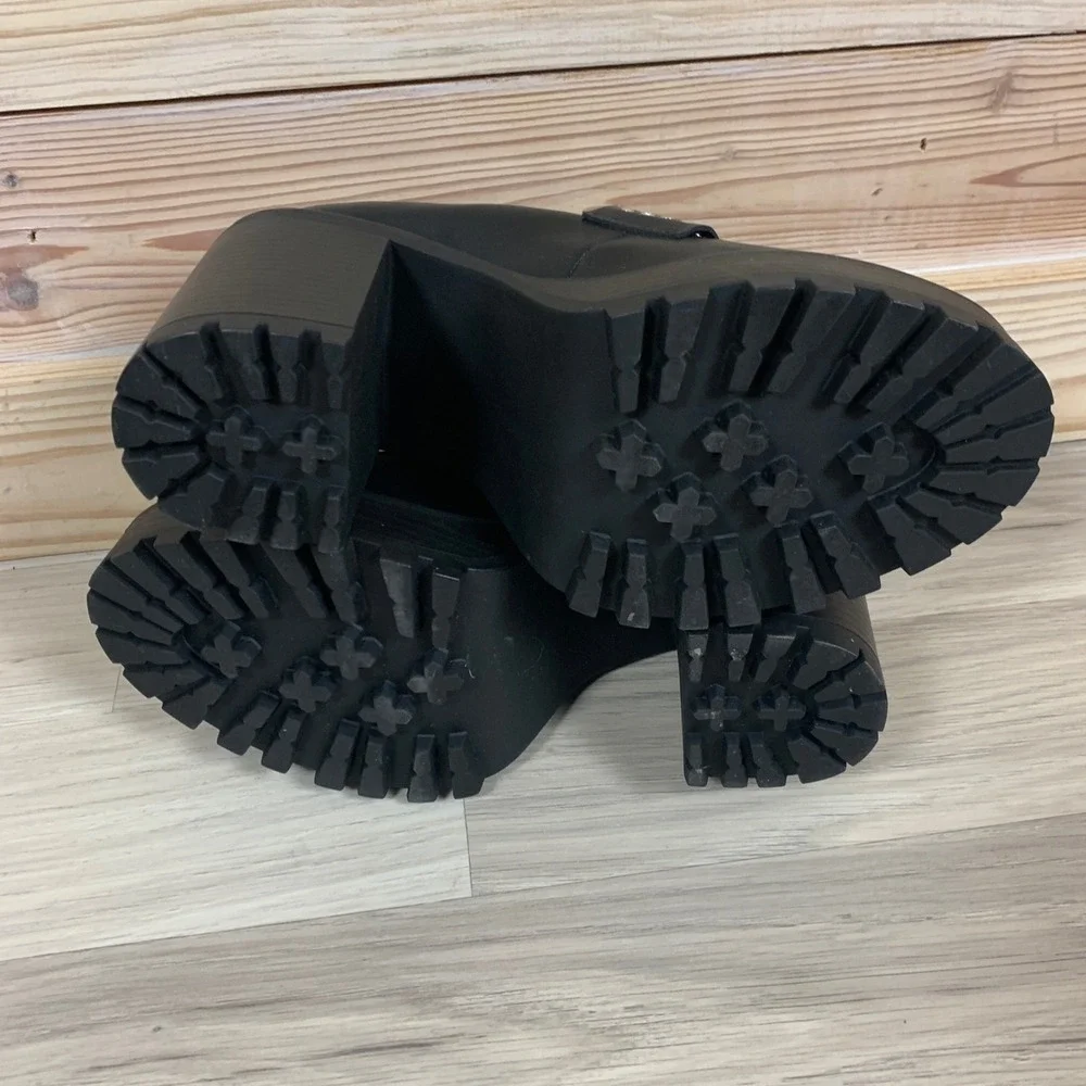 Torrid Platform Loafers Women 10WW Black Goth Grommet Lug Sole Shoe
